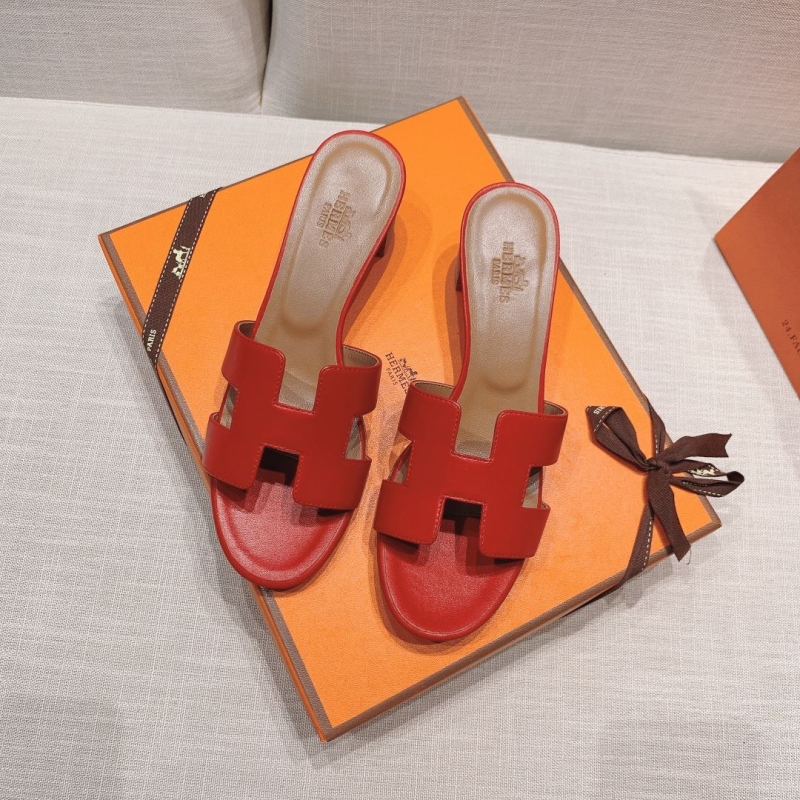 H**mes slippers